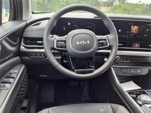 2025 Kia Carnival Hybrid SX