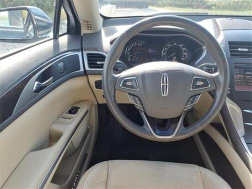2013 Lincoln MKZ Base