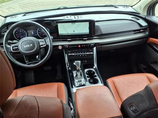 2022 Kia Carnival SX