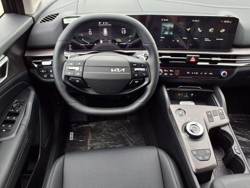 Gravity Gray 2026 Kia Sportage Hybrid EX