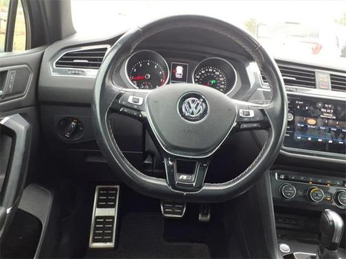 2020 Volkswagen Tiguan 2.0T SE R-Line Black 4MOTION