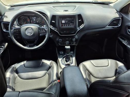2019 Jeep Cherokee Altitude