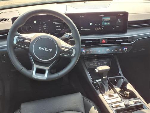 2025 Kia K5 EX
