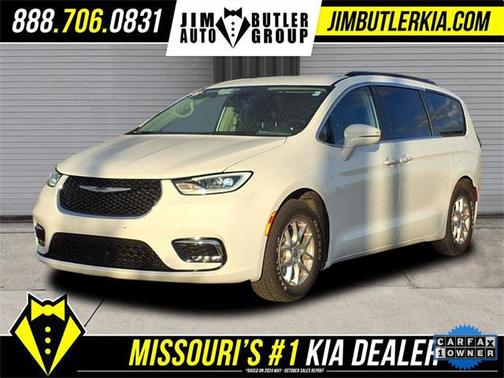 2022 Chrysler Pacifica Touring L