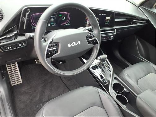 2023 Kia Niro Touring