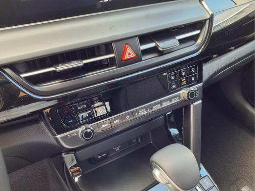Pluton Blue/Black Roof 2026 Kia Seltos S