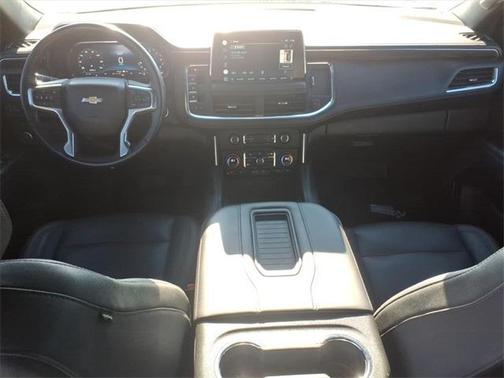 2022 Chevrolet Suburban 4WD Z71