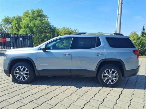 2023 GMC Acadia FWD SLT