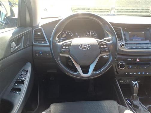 2017 Hyundai TUCSON Sport