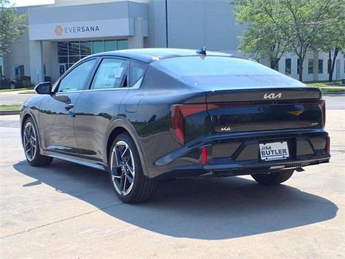 2025 Kia K4 GT-Line
