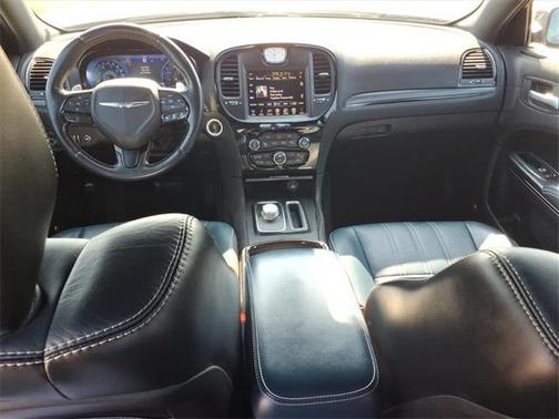 2016 Chrysler 300 S