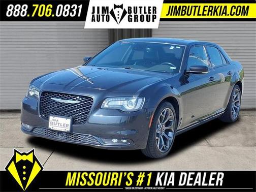 2016 Chrysler 300 S