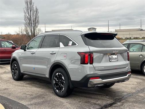 2025 Kia Sorento S
