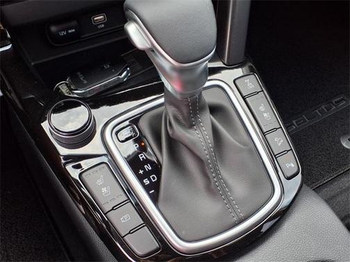 2025 Kia Seltos SX Turbo