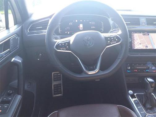 2022 Volkswagen Tiguan 2.0T SEL R-Line 4MOTION