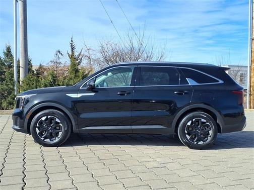2024 Kia Sorento S