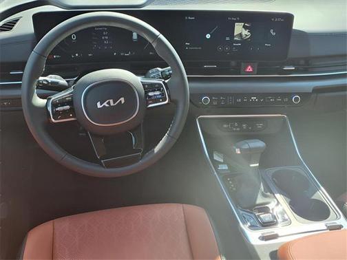 2026 Kia Carnival SX