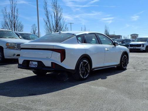 2026 Kia K4 GT-Line