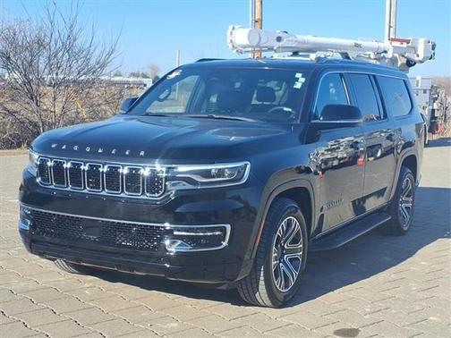 2024 Jeep Wagoneer L Series II 4x2