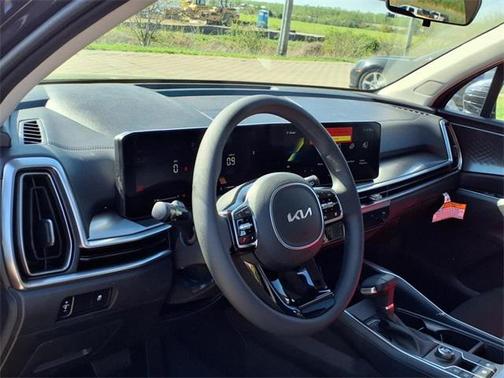 2025 Kia Sorento LX