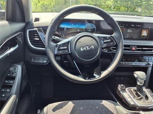 2025 Kia Seltos X-Line