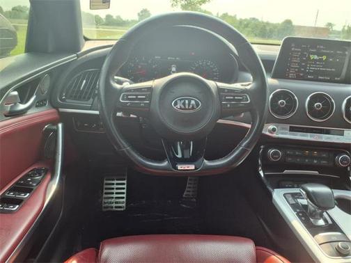 2018 Kia Stinger GT2