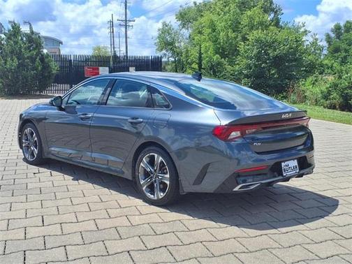 2022 Kia K5 EX