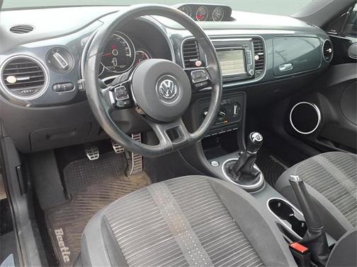2013 Volkswagen Beetle 2.0T Turbo