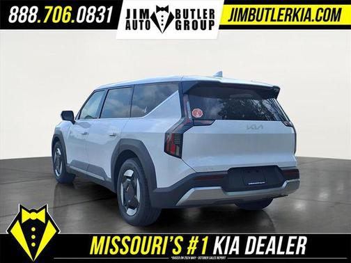 2026 Kia EV9 Light Long Range