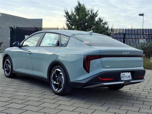 2025 Kia K4 EX