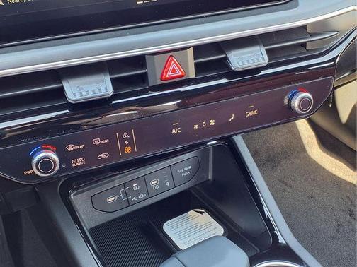 Aurora Black Pearl 2026 Kia K5 GT-Line FWD
