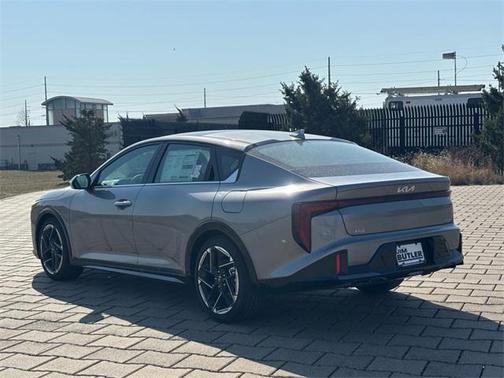 2025 Kia K4 GT-Line