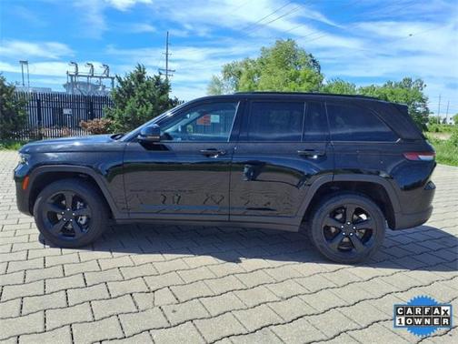 2024 Jeep Grand Cherokee Altitude