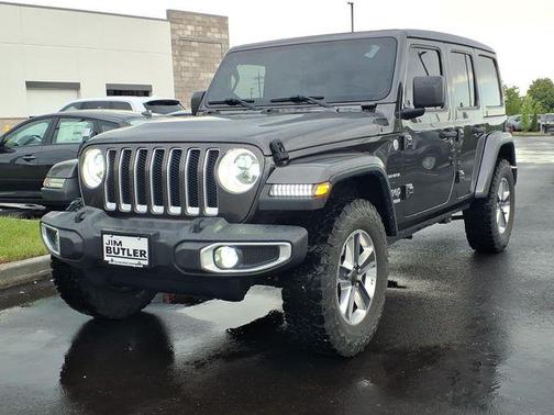 Granite Crystal Metallic Clearcoat 2020 Jeep Wrangler Unlimited Sahara