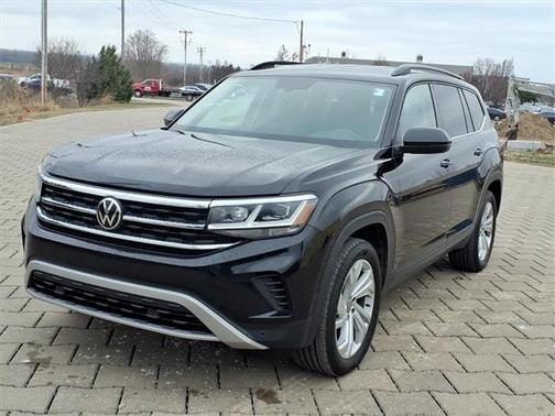 2022 Volkswagen Atlas 3.6L SE w/Technology