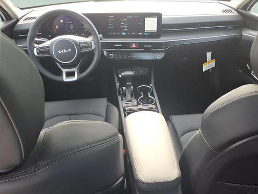2026 Kia K5 EX