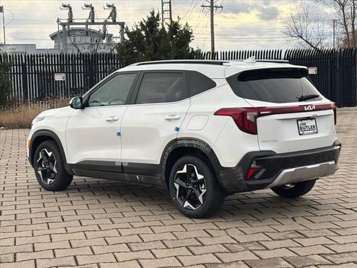 2025 Kia Seltos EX