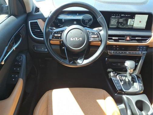 Gravity Gray 2024 Kia Seltos EX