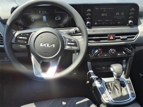 2025 Kia Seltos LX