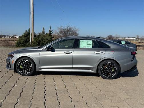 2025 Kia K5 GT