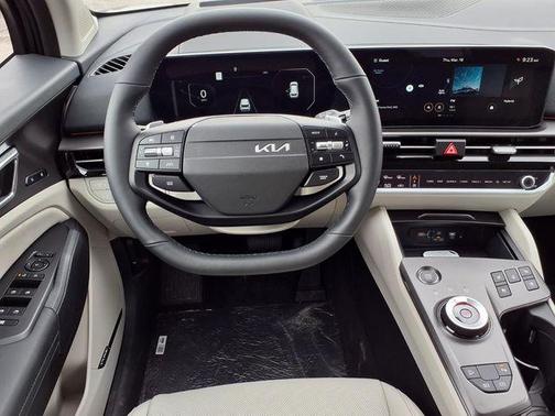 Gravity Gray 2026 Kia Sportage Hybrid SX-Prestige