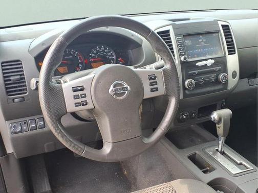 Magnetic Black Pearl 2019 Nissan Frontier SV
