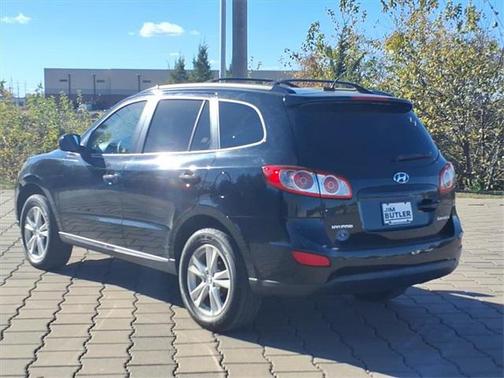 2010 Hyundai SANTA FE SE