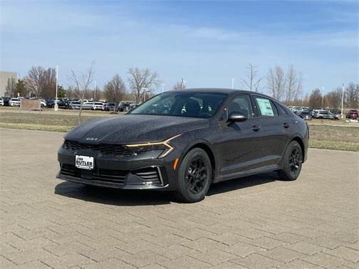 2025 Kia K5 LXS