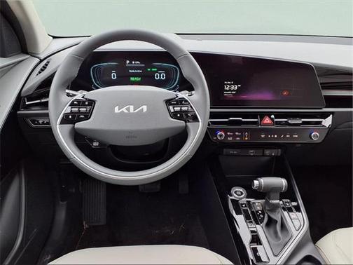 2026 Kia Niro EX