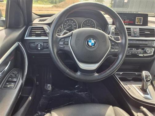 2018 BMW 330 xDrive