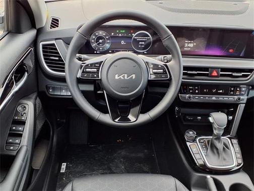 2025 Kia Seltos EX