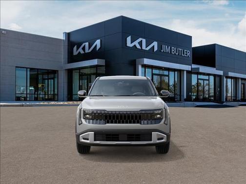Ivory Silver 2027 Kia Seltos S