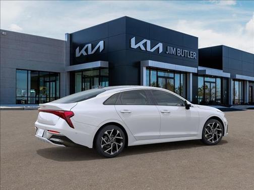 2025 Kia K5 EX