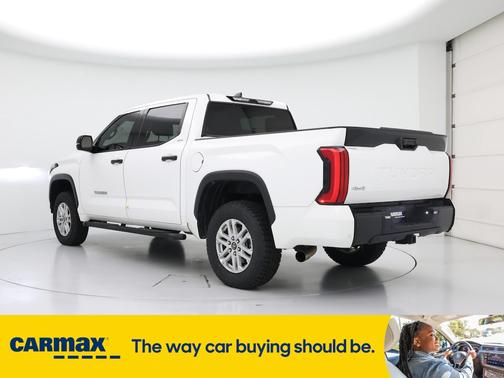2022 Toyota Tundra SR5